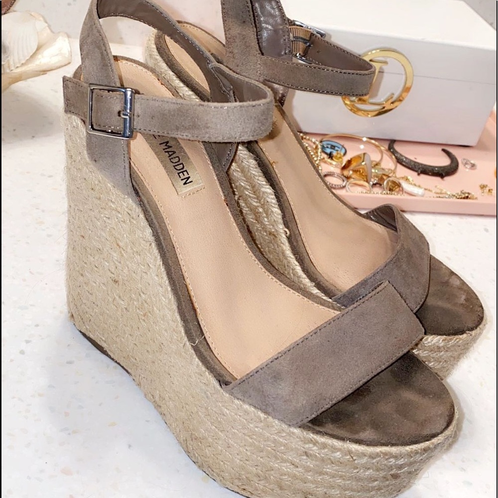 Steve Madden high wedge